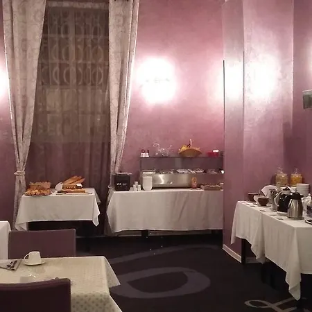 L'esplan Hotell Saint-Paul-Trois-Châteaux
