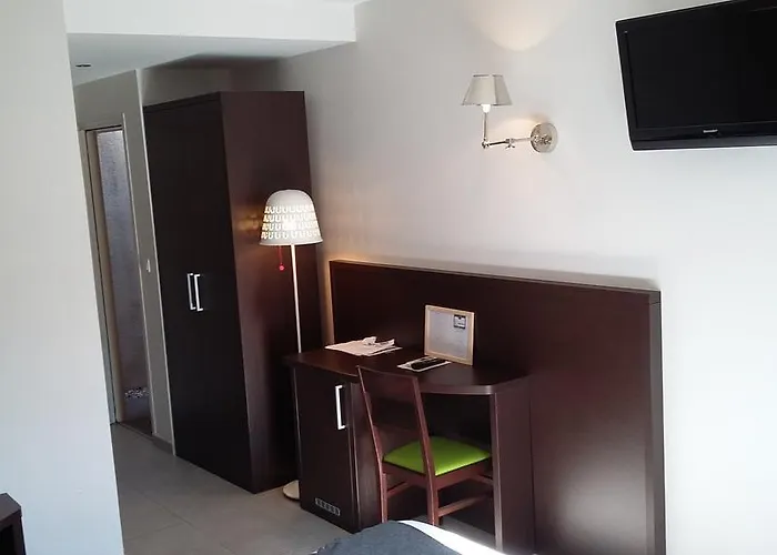 Hotel L'esplan Saint-Paul-Trois-Châteaux